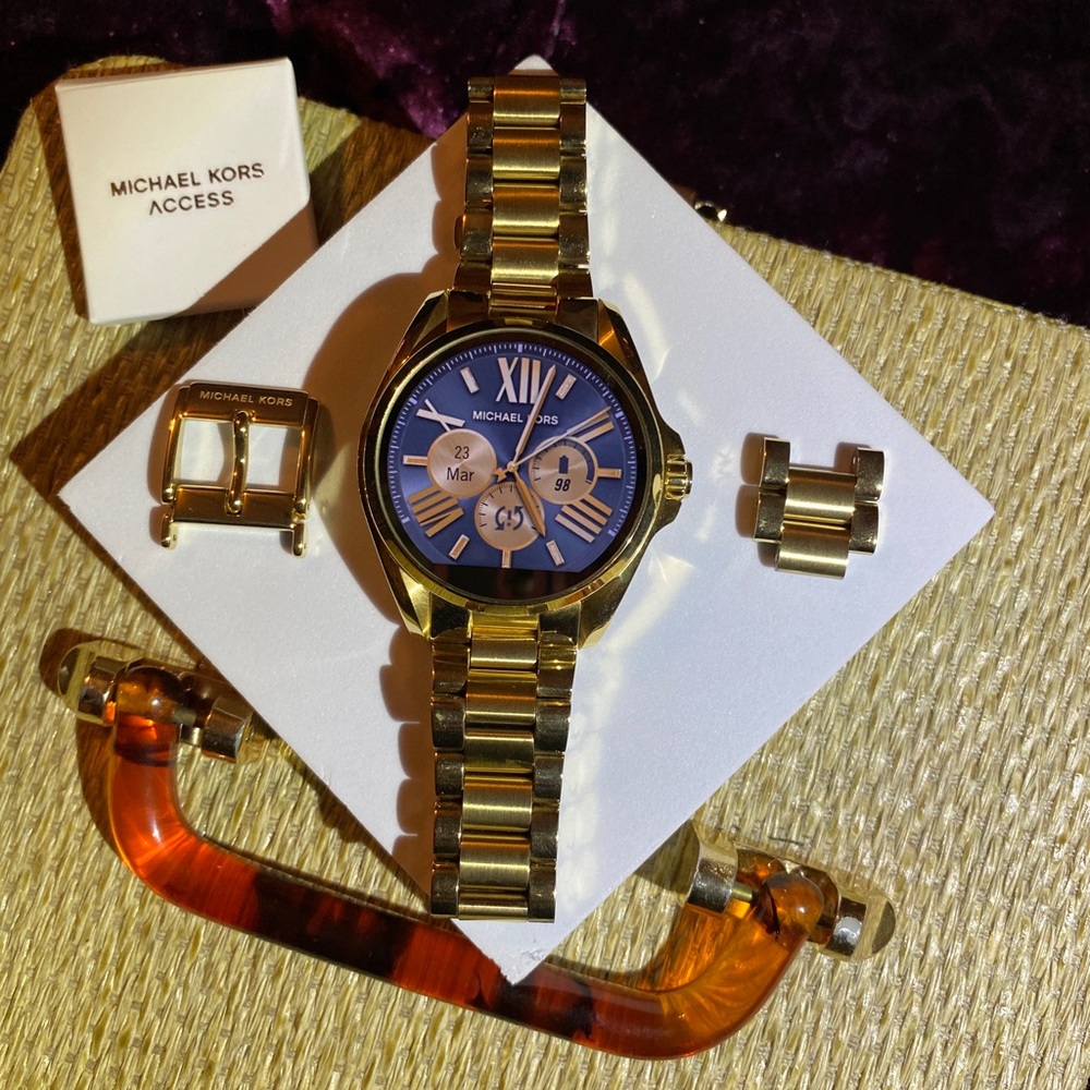 Michael Kors Bradshaw Smartwatch in Gold